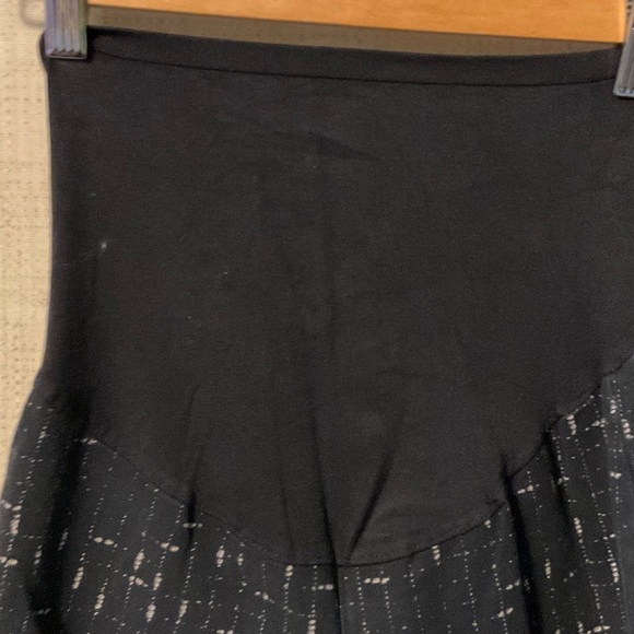 Old Navy Black Star Print Joggers - Picture 2 of 5